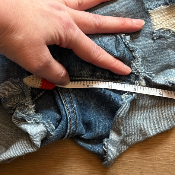 JustUSA short distressed Jean shorts - Picture 5 of 6